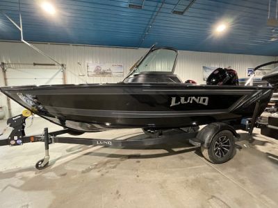 2026 Lund 1775 Impact XS (Gunmetal/Black)
