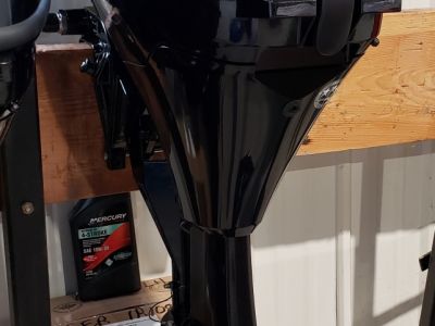 2022 Mercury 9.9 MLH Command Thrust 4-Stroke Outboard